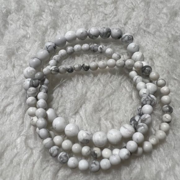 Lot of 3 White Gray Marble Graduated Bead Elastic Bracelet - Picture 3 of 7